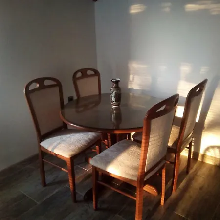 17603a Apartment