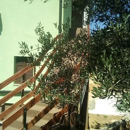 17603a Apartment